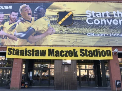 Tanczacyzlewakami - Dodam, że stadion na dzisiejszy mecz zmienił nazwę. Szanuję w opó...