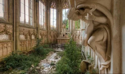 nvmm - Opuszczony kościół we Francji

#fotografia #gruparatowaniapoziomu #ciekawost...