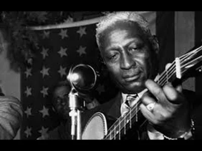 Istvan_Szentmichalyi97 - Lead Belly - Where Did You Sleep Last Night

#muzyka #szentm...