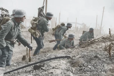 wojna - 'Bitwa pod Stalingradem'

Niemiecka piechota przygotowuje się do ataku na r...