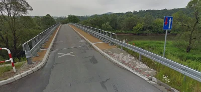HulajDuszaToLipa - Co za skończony kretyn wybudował i oznakował ten most?



http://g...