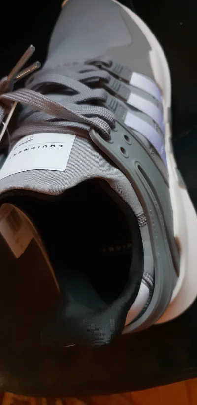 PrynceBR - #modameska #adidas #buty #obuwie 
Ktoś ma pomysł jak włożyć stopę do Tych ...