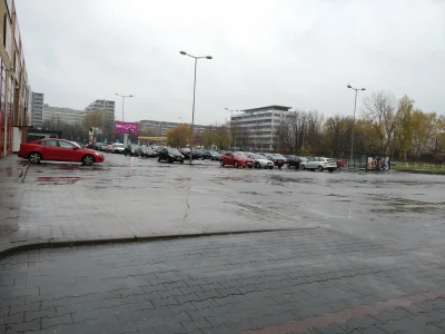 goferek - Niedziela z rządowym zakazem handlu a parking pod Kauflandem pełny... To ja...