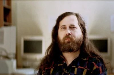 maslex - #linux #gnu Stallmanowi jest przykro jak nazywacie GNU/Linux tylko Linuksem.