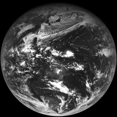 repiv - Zdjęcie Ziemi z satelity Himawari-8 w zakresie 0.51 µm. W linku poniżej znajd...