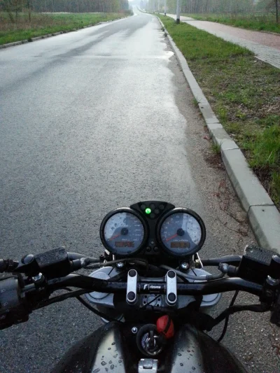 MtEden - Takie drogi to ja uwielbiam <3

#motocykle