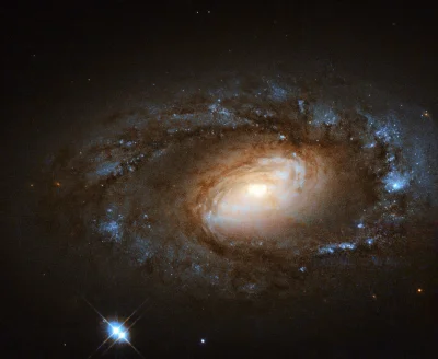 d.....4 - Galaktyka Centaurus A

#kosmos #astronomia #conocjednagalaktyka #dobranoc