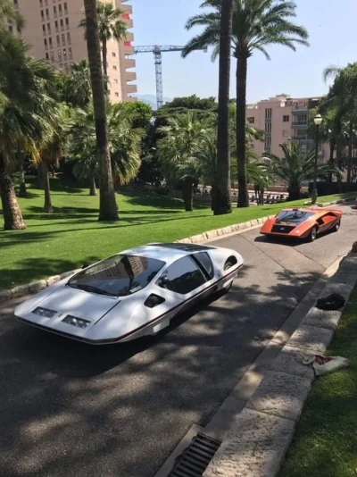 Carguy - Ferrari 512S Pininfarina Modulo (to białe) z 1970 roku. Powstała prawdopodob...