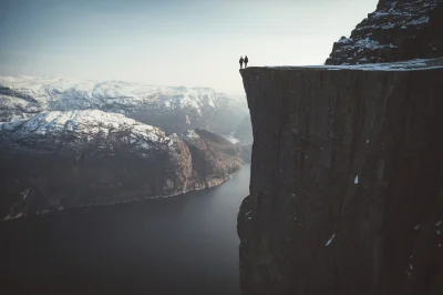 B4loco - Fot. Johannes Hulsch

 #earthporn #azylboners #norwegia