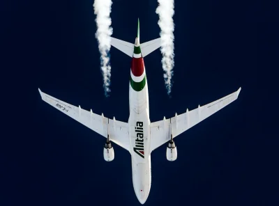 U.....d - Airbus A330 na wysokości przelotowej
#aircraftboners #samoloty #lotnictwo ...