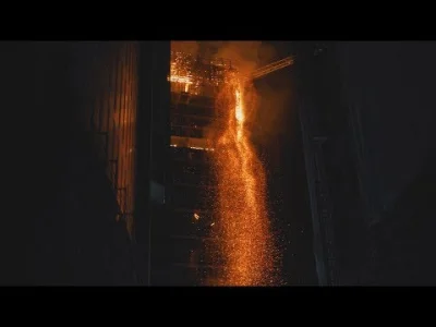 WuDwaKa - Krótkie wideo od @rezyserzycia na płonący wieżowiec Warsaw Hub.
#warszawa ...