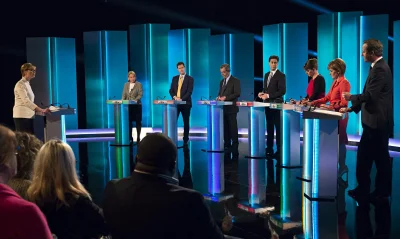 y.....w - W Wielkiej Brytanii odbyła się pierwsza z serii debat wyborczych. Tak wyglą...