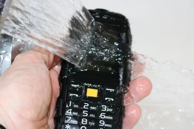 telchina - Test pancernego telefonu, NO.1 A9, zobaczcie czy wytrzymał zamrażanie, roz...