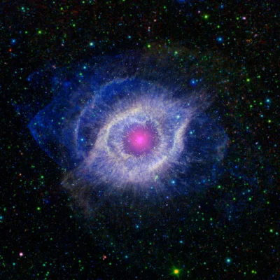 sznaps82 - Fotografia Mgławicy Ślimak (NGC 7293) w podczerwieni i ultrafiolecie. Wida...