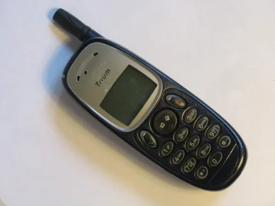 oliwer0076 - To jest telefon niezniszczalny, a nie jakieś nokie 3310. Kto go zna to p...