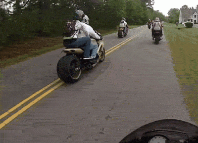 PierwszyPuchacz - #gif #motocykle #gownowpis