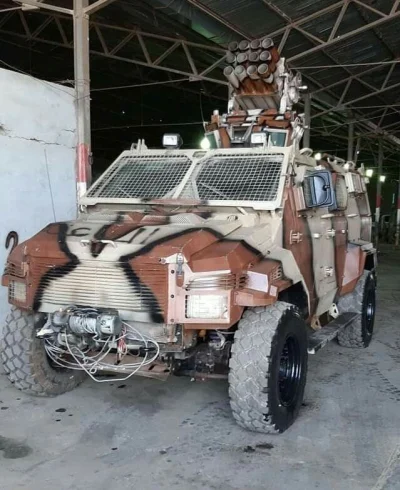 konik_polanowy - Spartan uzbrojony w 107mm MRLS 

#libia #technicals