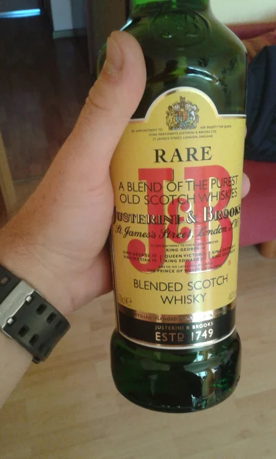 Czarny_Boryna - Mirasy kto lubi #whisky? Polecam 4 dyszki z 0,7 w tesco!

#J&B #tesco...