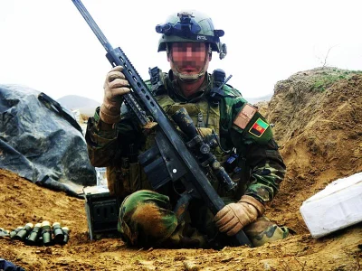 johann89 - Michael Golembesky MSOT 8222 Scout Sniper, końcówka grudnia 2009, ze swoim...