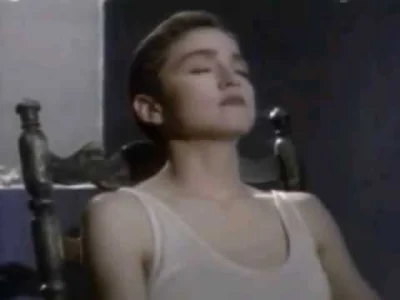 Ololhehe - #mirkohity80s

Hit nr 310

Madonna - La Isla Bonita

SPOILER