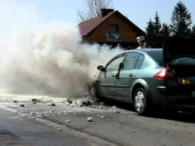 camar0 - @Vegetan: pożar silnika to już zazwyczaj utrata auta, tutaj masz filmik kied...
