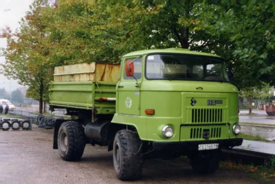 Ksebki - @jdef90: pod koniec produkcji chyba niektóre IFY były już w klasie ciężarówe...