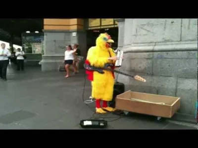 starnak - Czyli zasrany artysta Man in a Chicken Suit plays "What Is Love" on Bass an...