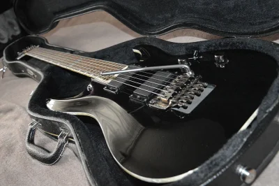 p.....o - [KRAKÓW] Sprzedam ESP LTD H-351FR BLK + hard case

Konstrukcja: Neck-Thru...