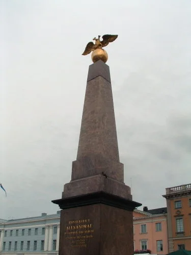 johanlaidoner - W samym środku stolicy Finlandii (Helsinek) stoi pomnik cara Rosji- A...