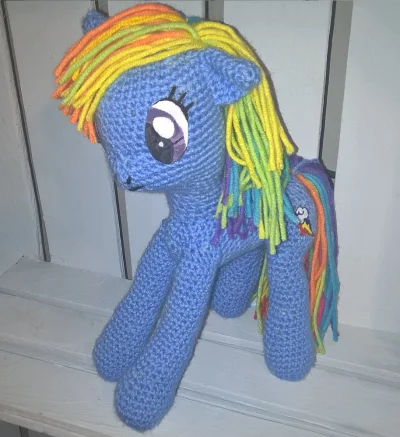 karmelka - @karmelka: 

Rainbow Dash...
... to kto jeszcze lubi kucyki?

#szydel...