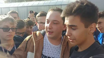 StraznikZawartosci - Tucznik w pierdlu ty no nie wiem jak autografy na targowisku roz...