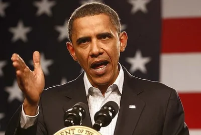 V.....m - @sartek: 
 brak krawatu albo muszki słabo wygląda...
Pewnie się Obamy naog...