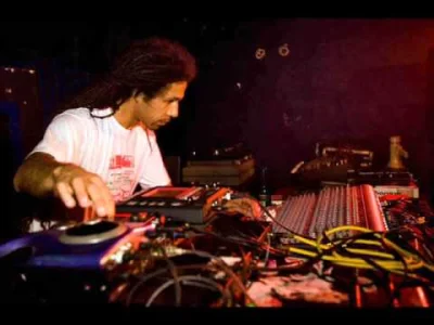 kokosowaPrzygodaMisiaKoala - #reggae #dub #ziontrain

Boom!