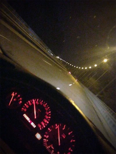 G.....u - Patroluje mirek miasto na #nightdrive i jakoś tak pusto - nikt nie chce jeź...