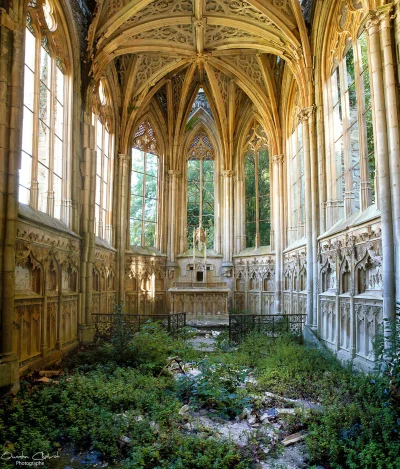 Niedowiarek - opuszczony kościół we Francji

#zdjecia #francja #kosciol #sztuka #ar...