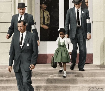 myrmekochoria - Szeryfowie eskortują Ruby Bridges, pierwsza czarnoskórą dziewczynka, ...