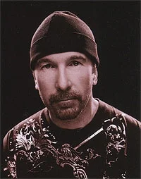 k.....r - @Killuminatii: bulterriery kojażą mi się z gitarzystą U2 z mordki