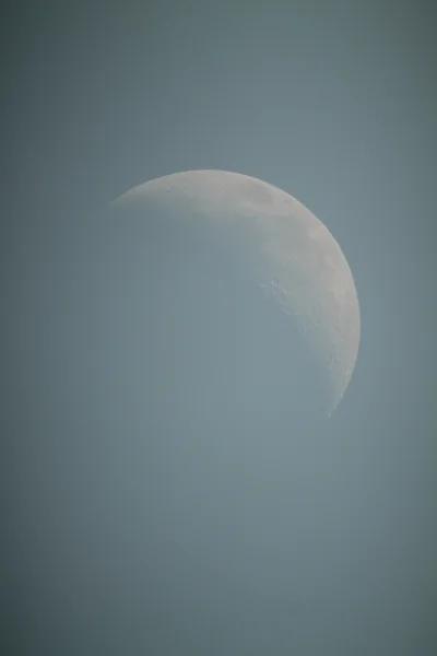 KIJU87 - Jedno z moich pierwszych zdjęć Księżyca. 
20.08.2015 godz. 18:23.
Sprzęt: ...