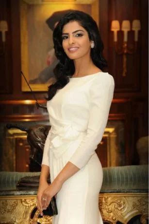 buntpl - @grubson234567: Saudyjska księżna Ameera Bint Aidan Bin Nayef Al-Taweel