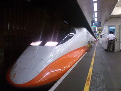 Soju - High Speed Rail i resztki ptaszków na nim ( ͡° ʖ̯ ͡°) #tajwan #pociagiboners #...