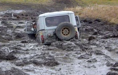 K.....W - Liczę na to, że Rosja wpierniczy się w ten NS2 jak w bagno i utopi w tym ta...