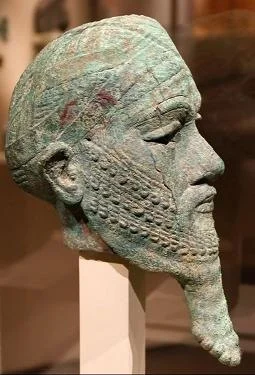 Swerad - UR-NAMMA

Ur-Namma to sumeryjski król, który panował w latach około 2112-2...