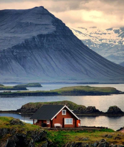 GodSafeTheQueen - #azylboners #earthporn #islandia #iceland 
Nie wiem gdzie, ale chc...