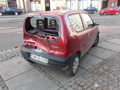 rybak_fischermann - Wypadek na Nadodrzu. W tył fiata seicento, który zatrzymał się na...