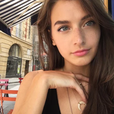 erkav - @atencjon: Jessica Clements