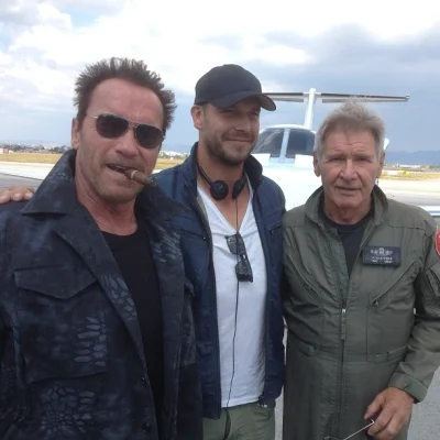 A.....o - Zobaczcie sobie - Arnold Schwarzenegger i dziadek Harrison Ford na planie "...