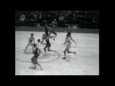 Lele - 70 lat temu odbył się pierwszy mecz w NBA.

Naprzeciwko siebie stanęły druży...