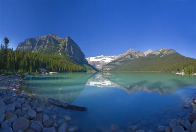 Chulio - @sandra925: Obok tego miasteczka jest piękne jezioro - Lake Louise