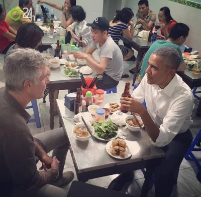 S....._ - Wczoraj Obama odwiedził Hanoi, siedział sobie w gówno knajpie i #!$%@?ł saj...