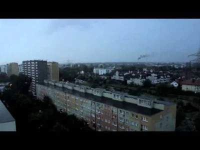 Meru - Jak ktoś chce sobie warszawskiej burzy posłuchać z 10 piętra to proszę bardzo ...